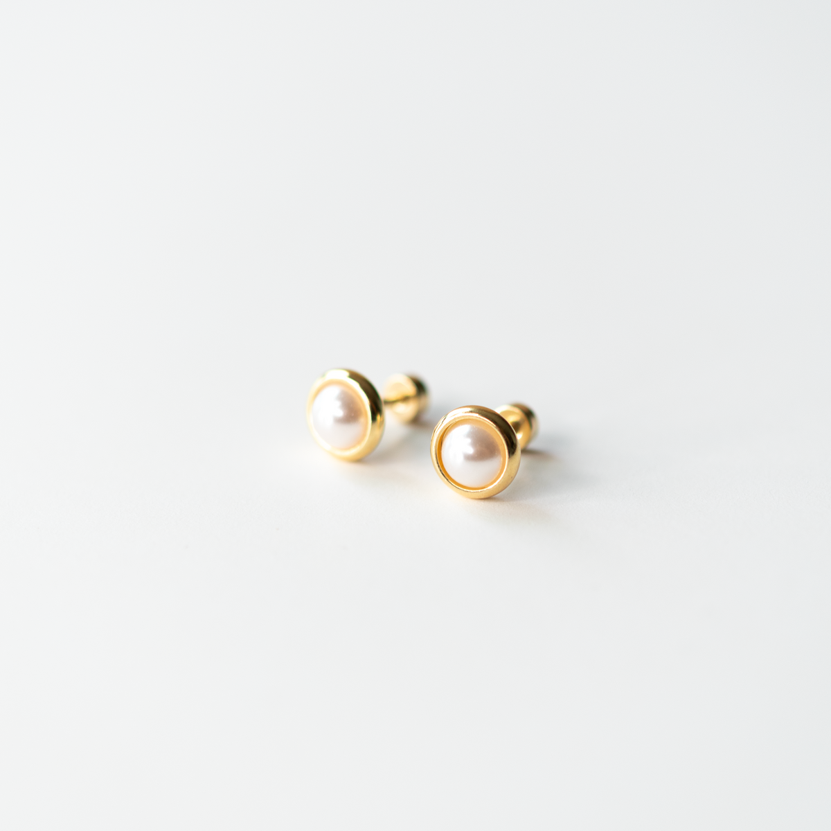 Pearl Studs