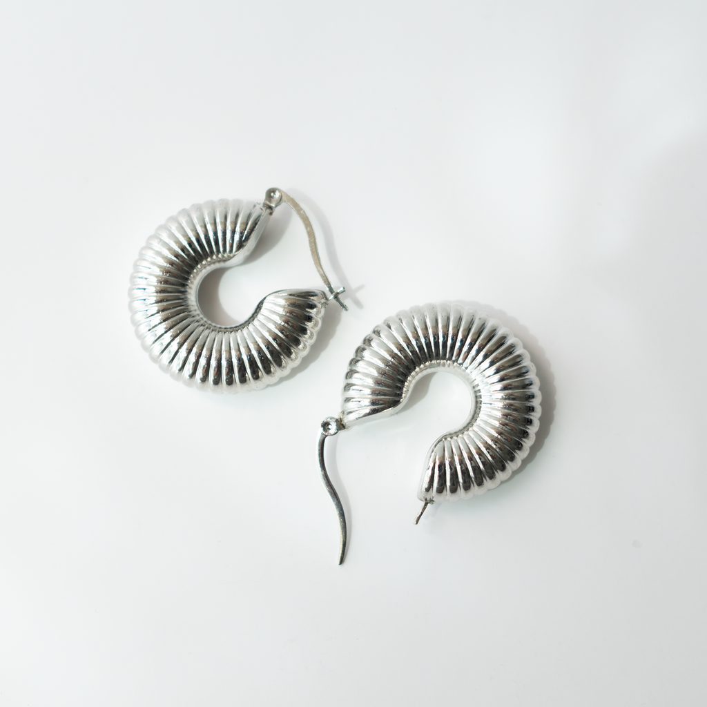 Chuncky Wavy Hoops